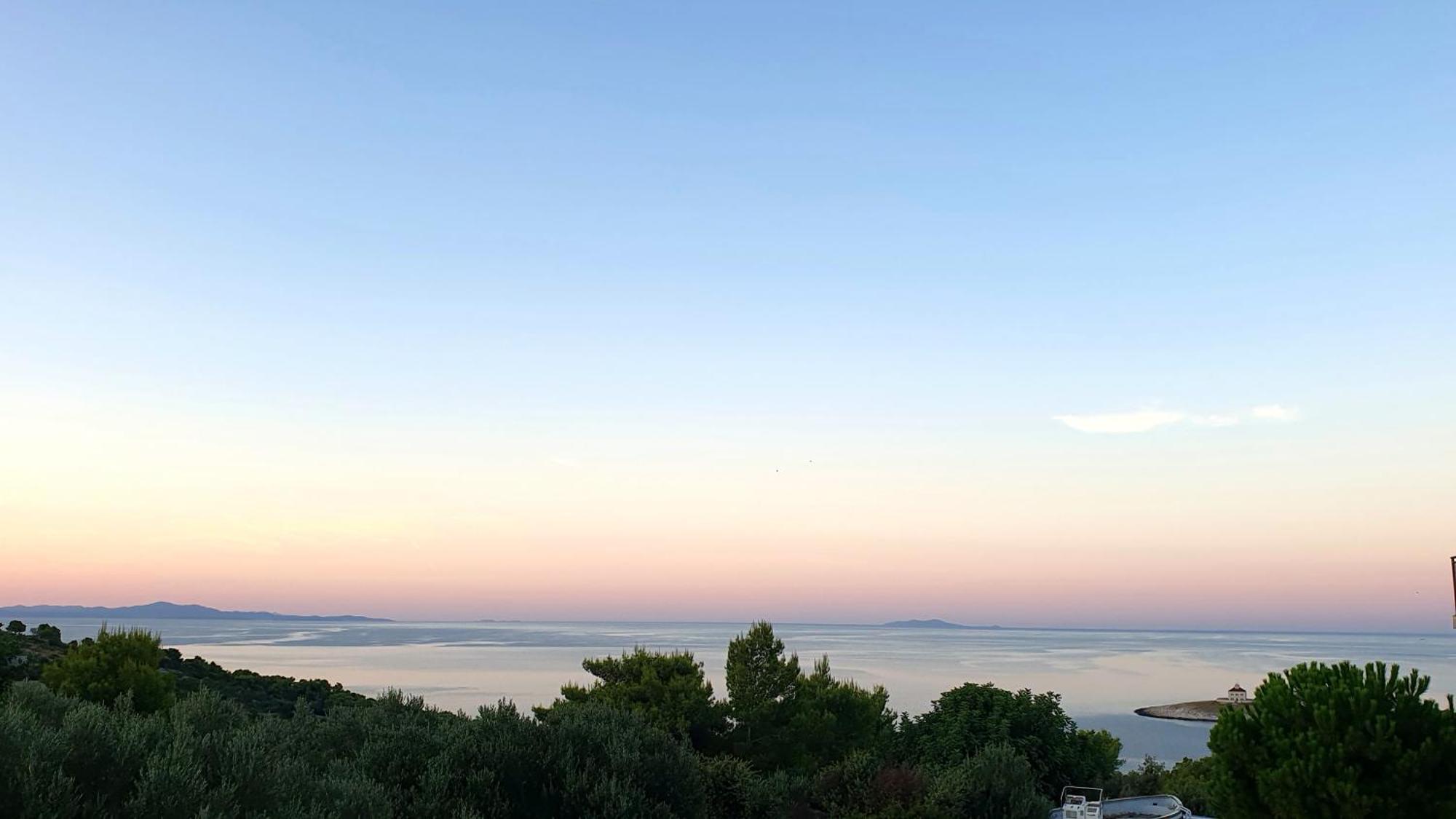 Sunrise Apartment Hvar Hvar Town Bagian luar foto